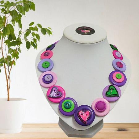 Button necklace - Queen of Hearts