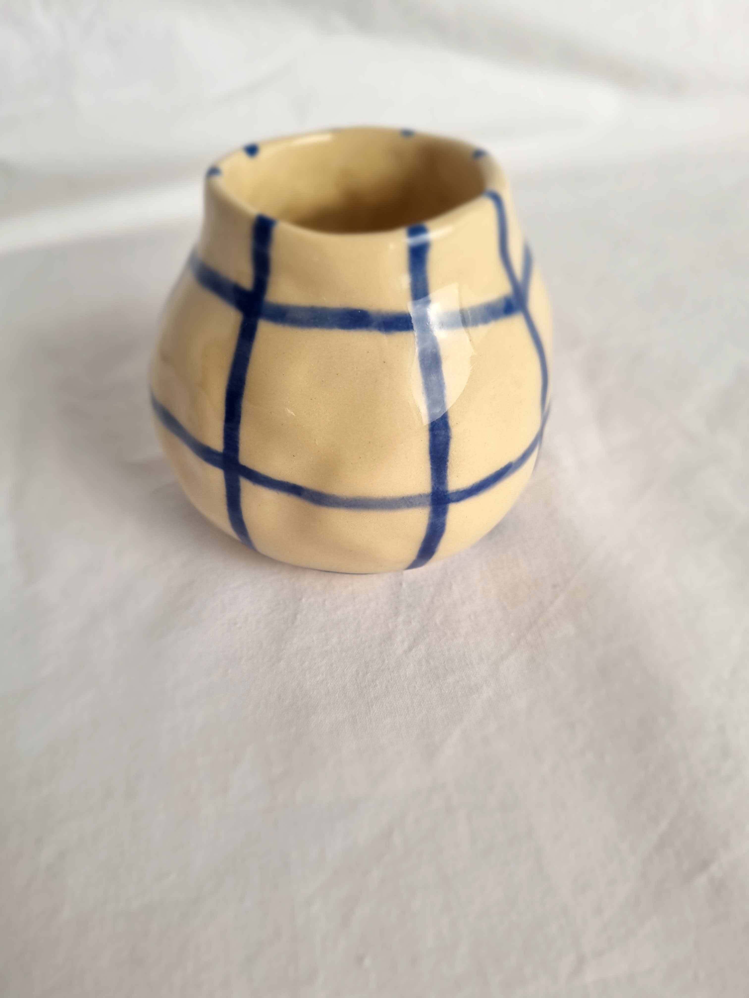 Medium bud vase