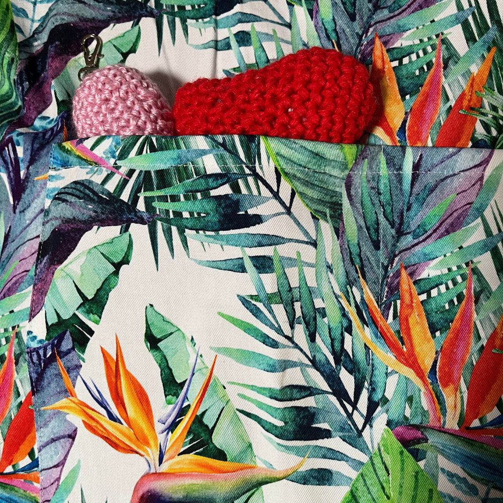 Handmade apron | adjustable straps  | long waist ties | pocket | birds of paradise