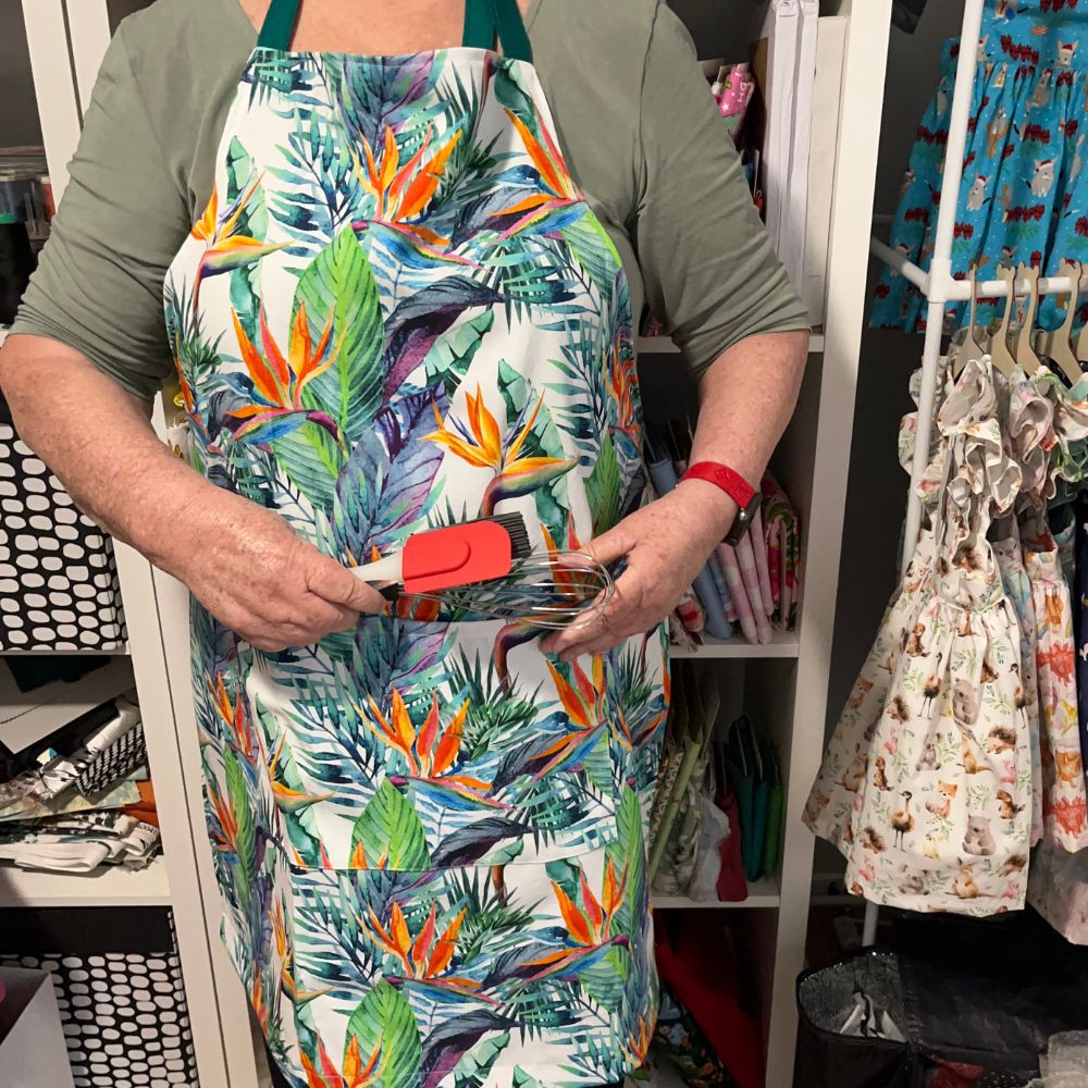 Handmade apron | adjustable straps  | long waist ties | pocket | birds of paradise