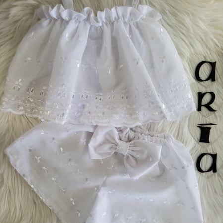 White Broidery Anglais Set Size 2