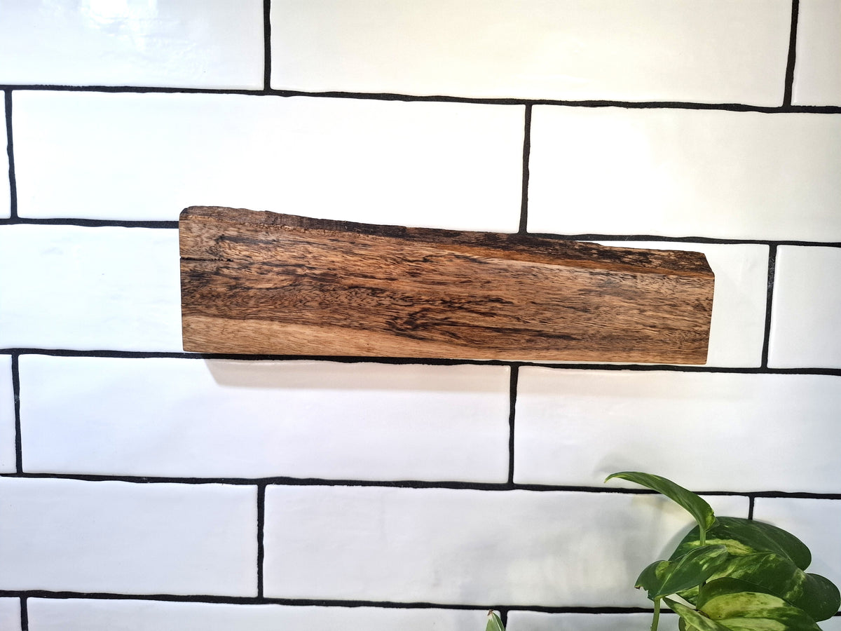 Handmade Wooden Magnetic Knife Holder: Wall-Mounted Kitchen Rack