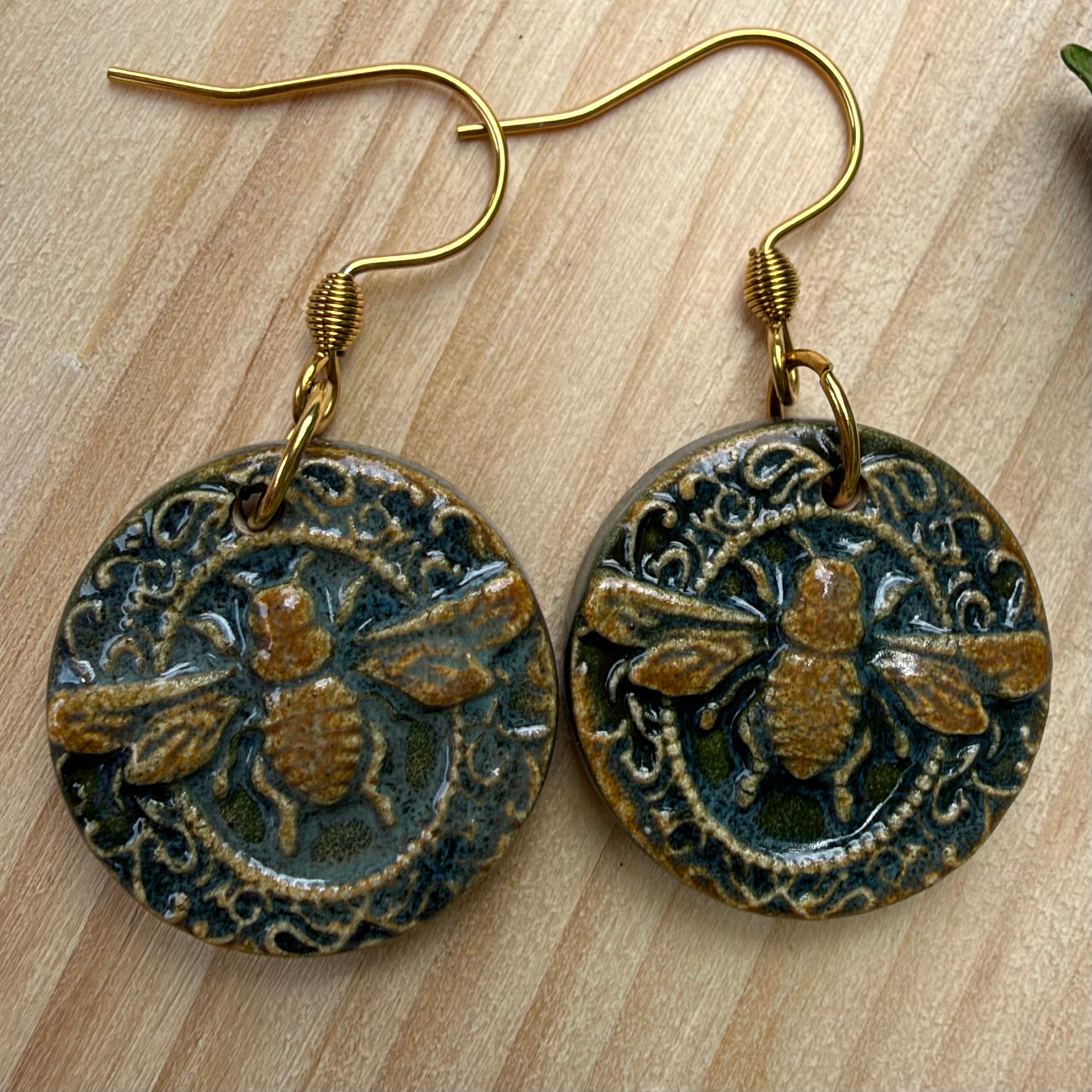 Ceramic Bee Earrings Gold Circle - Lightweight