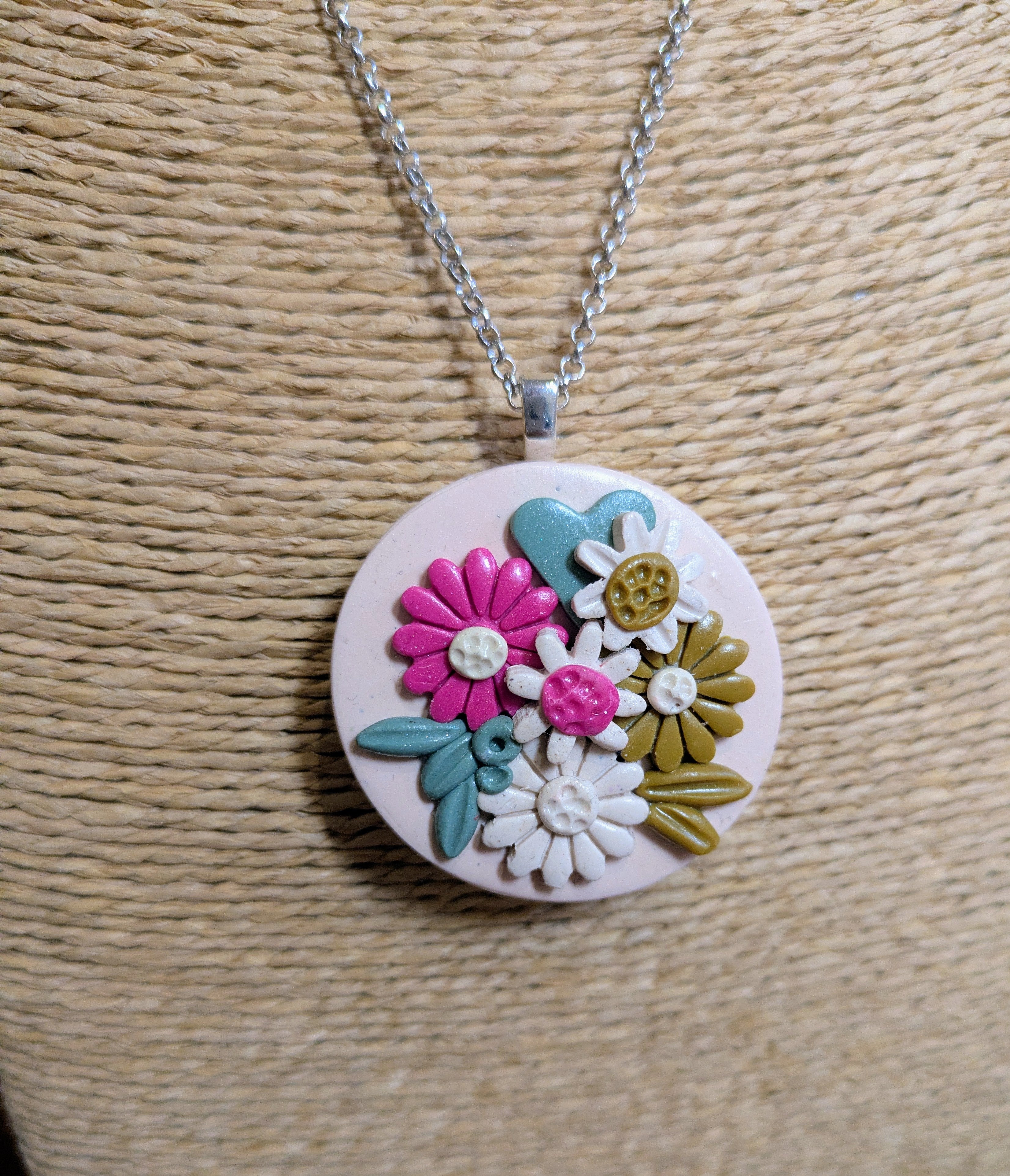 Flower Pendant - Pink/Olive
