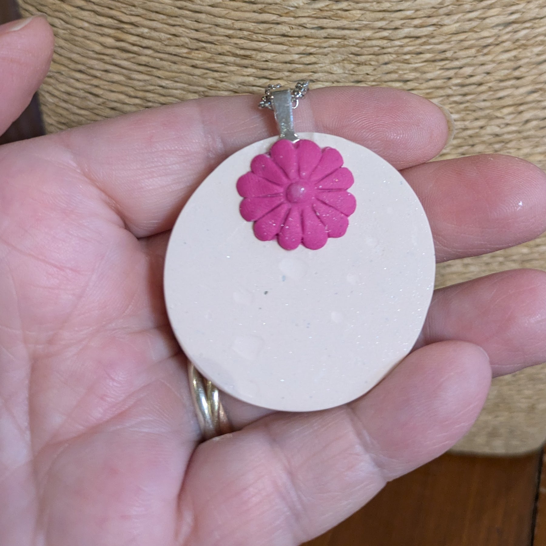 Flower Pendant - Pink/Olive
