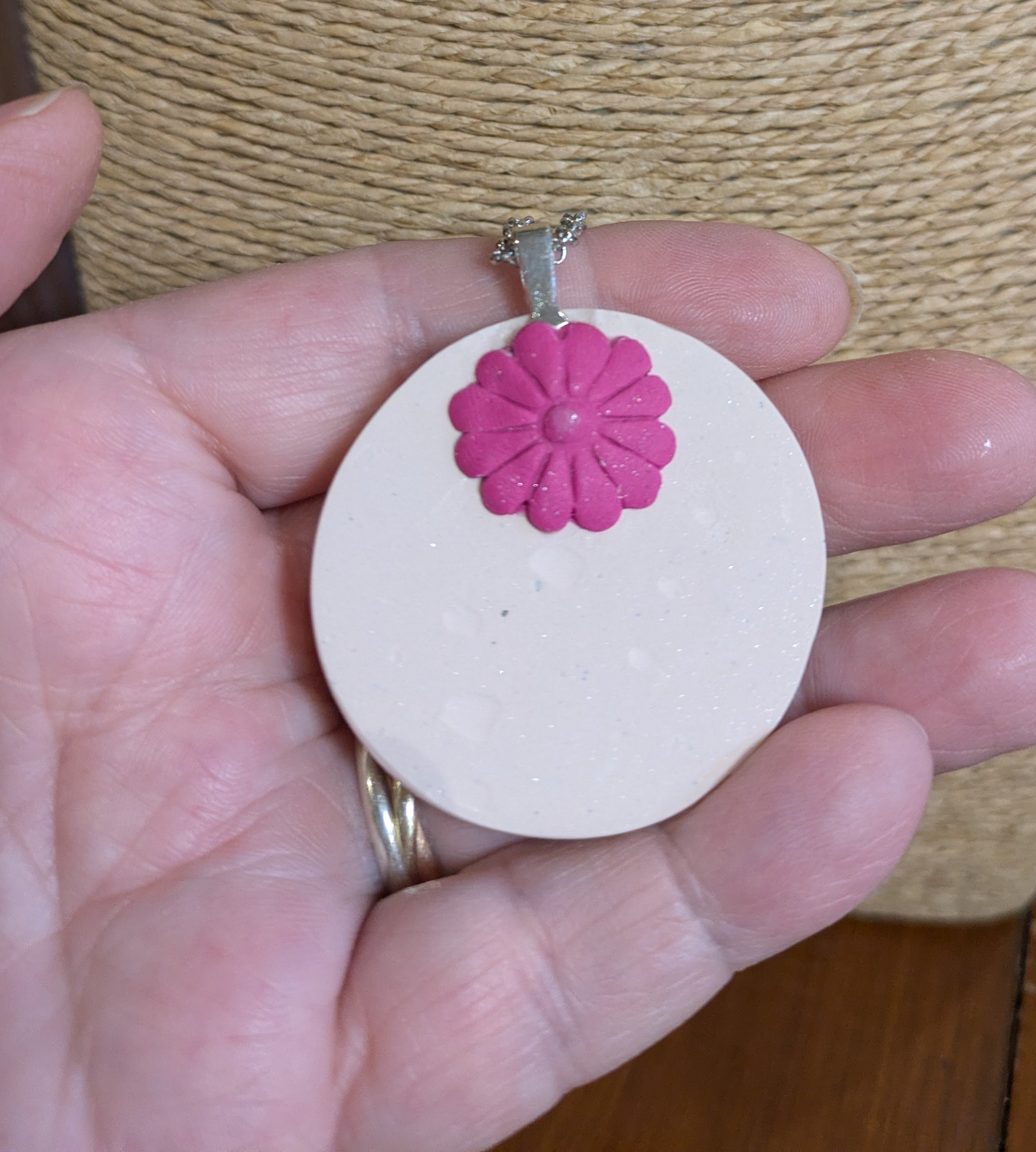 Flower Pendant - Pink/Olive