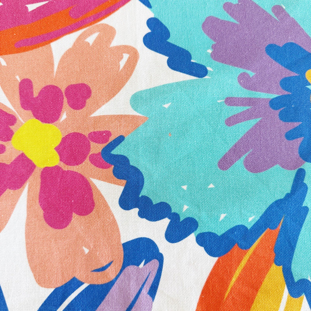 Floral Japanese style cross back kitchen apron. Crafting, gardening, no ties apron.