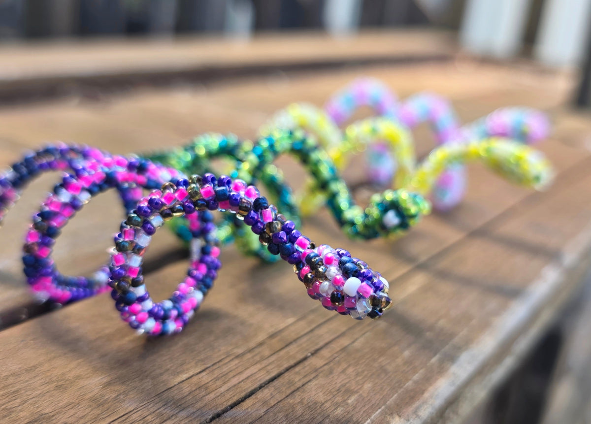 Flexible Beaded Snake Ring - Pastel Stripe