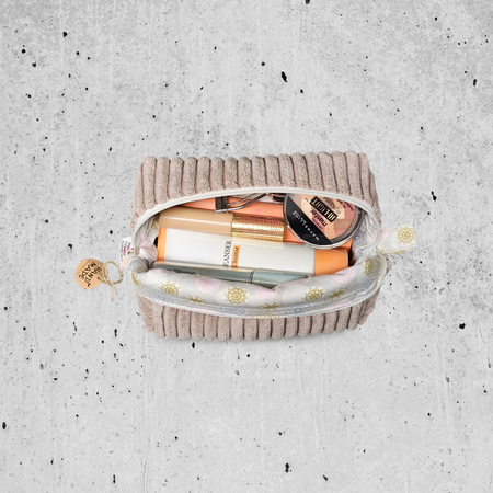 Boxy Makeup Pouch – Handmade & Sustainable