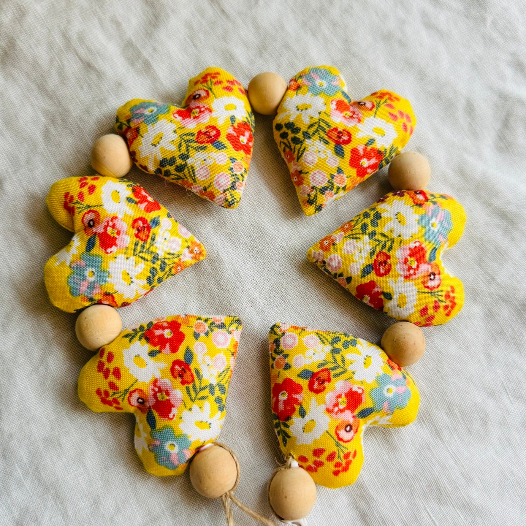 Handmade 'strings of love' heart garland - Yellow bouquet