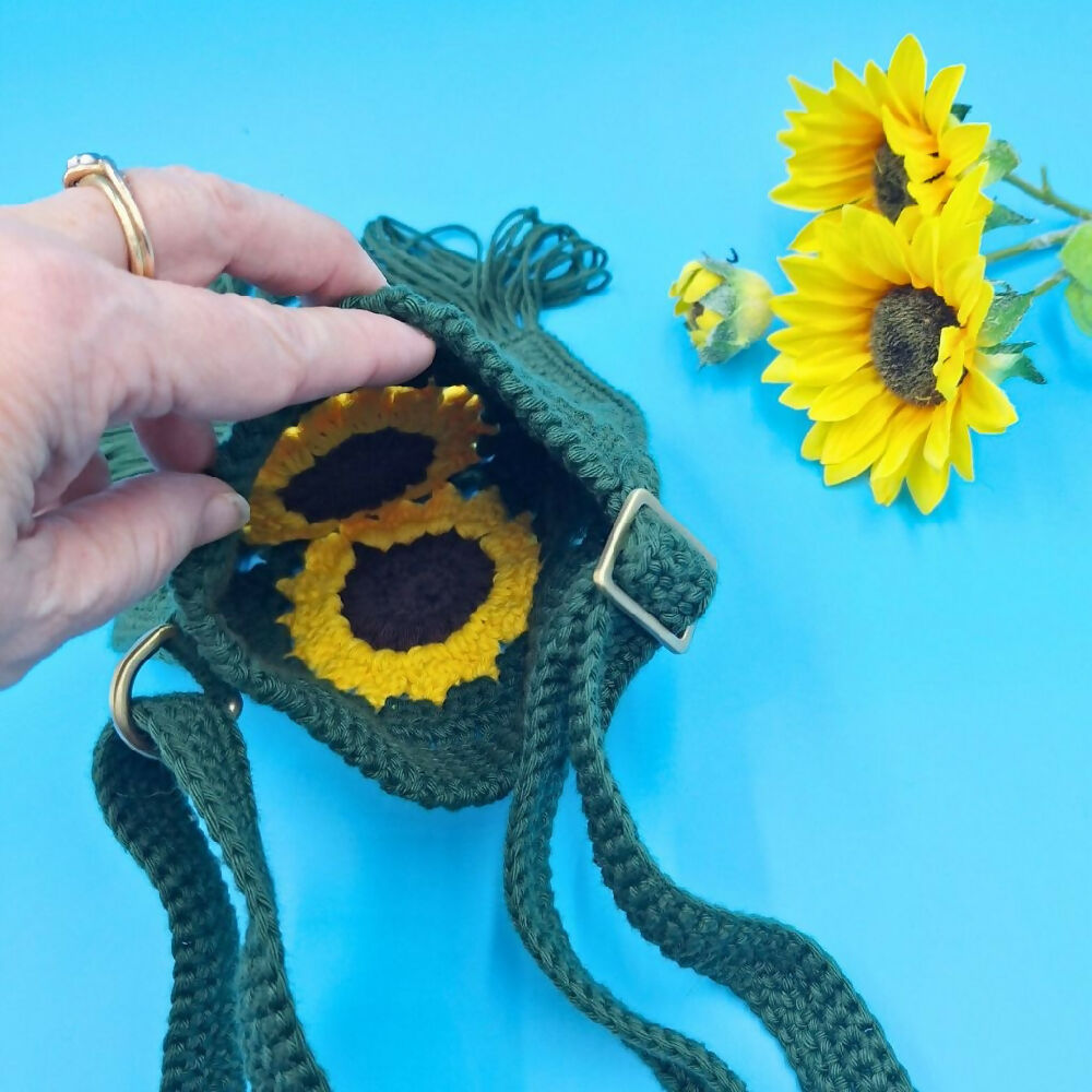 Sunflower Granny Square Cross Body Bag