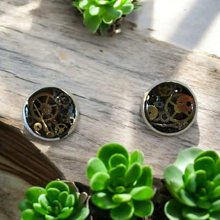 Steampunk watch parts studs (silver)