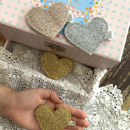 Sparkly heart hair clip