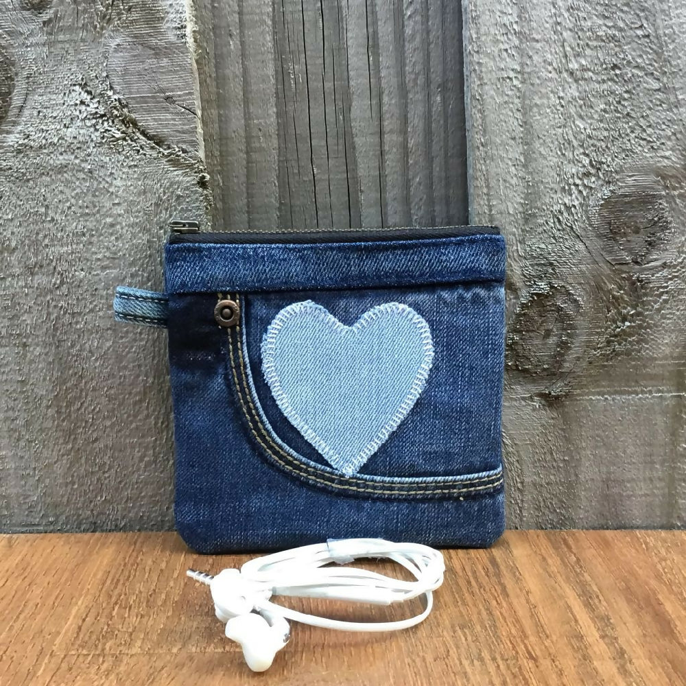 upcycled_denim_purse_08c