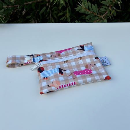 Water-resistant wet bags - Dachshund Run (Walandella Designs)