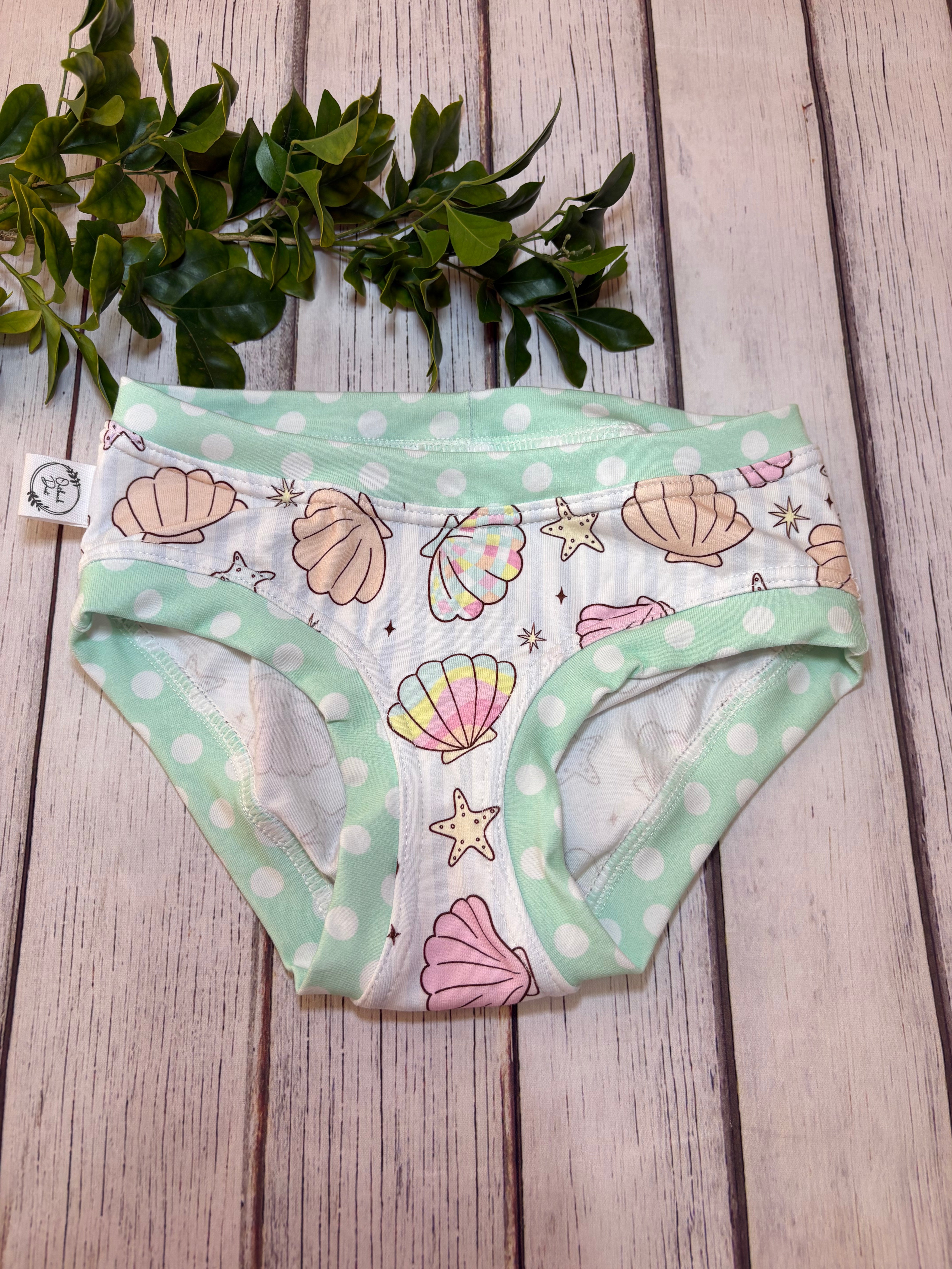 Kid's Size 7 Underwear (Briefs & Boxers)