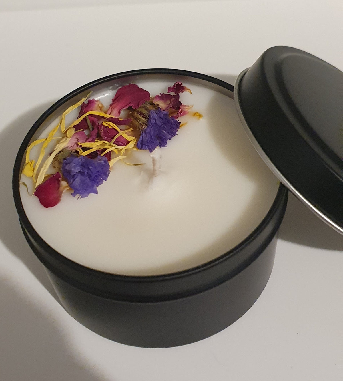 Australian Bush Soy Candle: Eco-Friendly, Gift Box With Ribbon, Light Fragrance, Handmade in Australia.