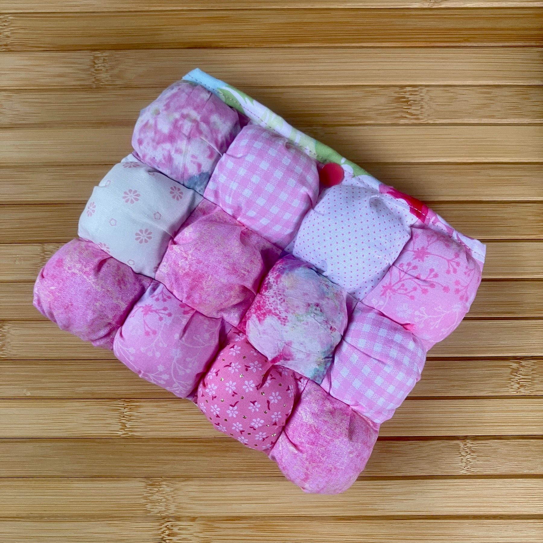Pretty Puff Kindle Bag