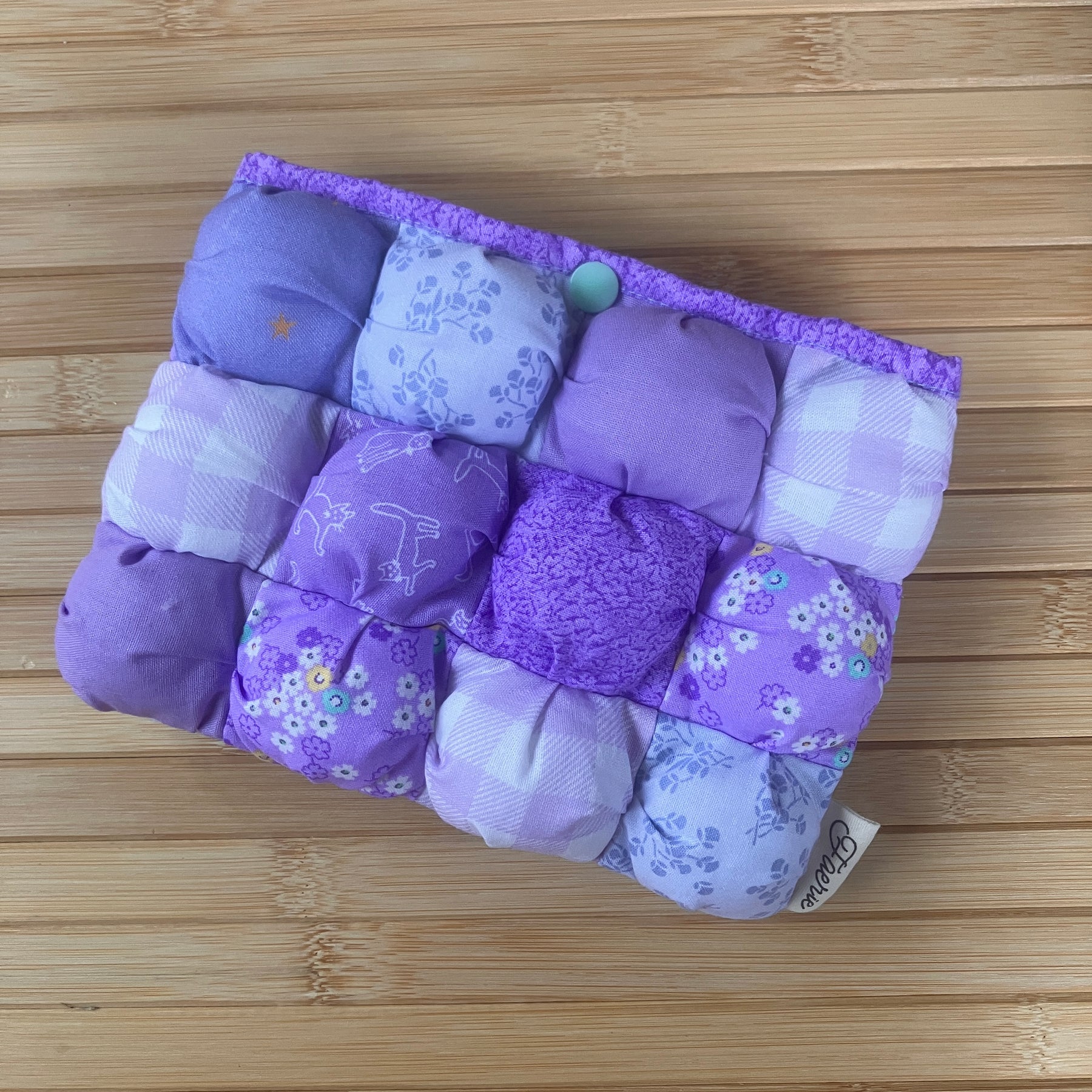 Pretty Puff Kindle Bag