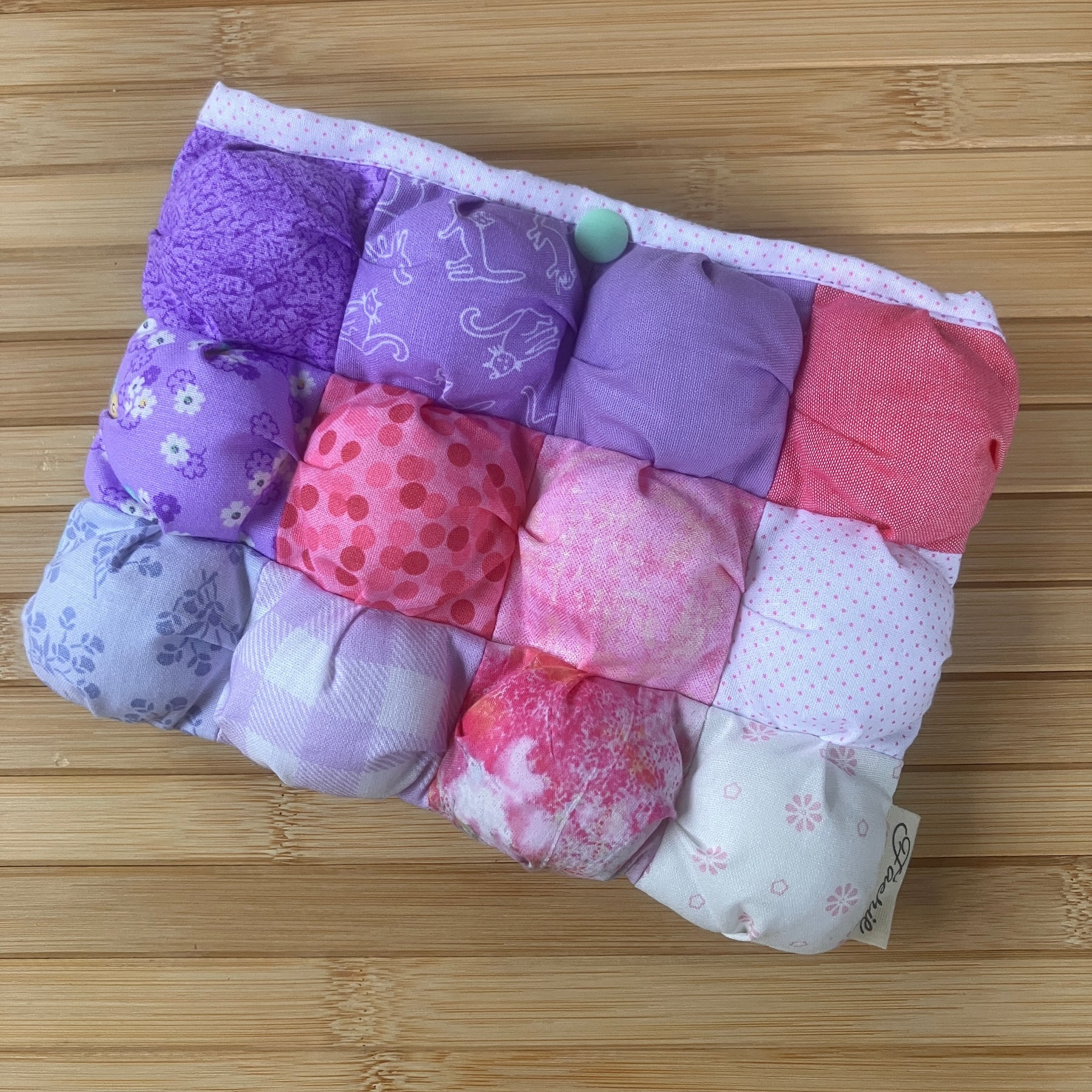 Pretty Puff Kindle Bag