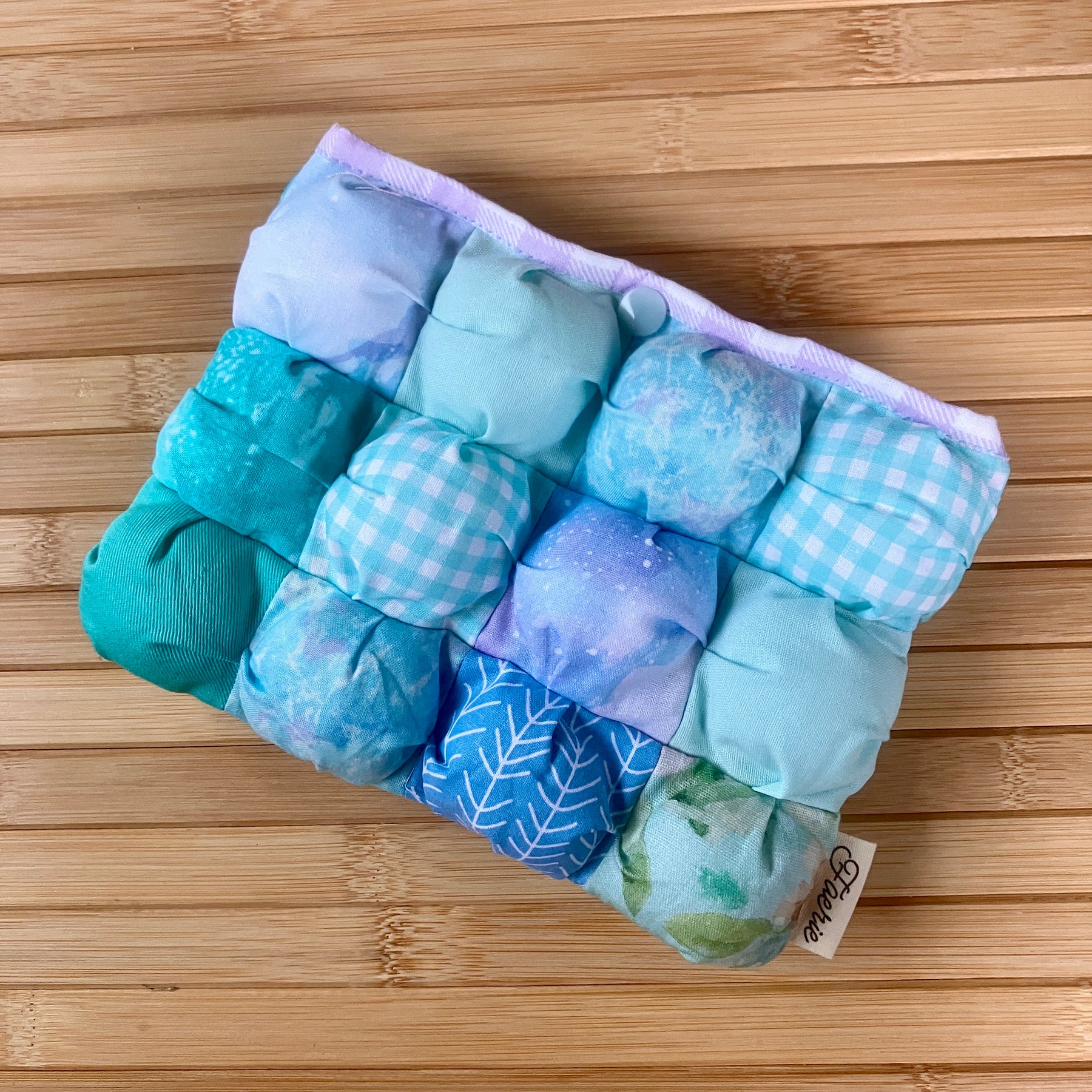 Pretty Puff Kindle Bag