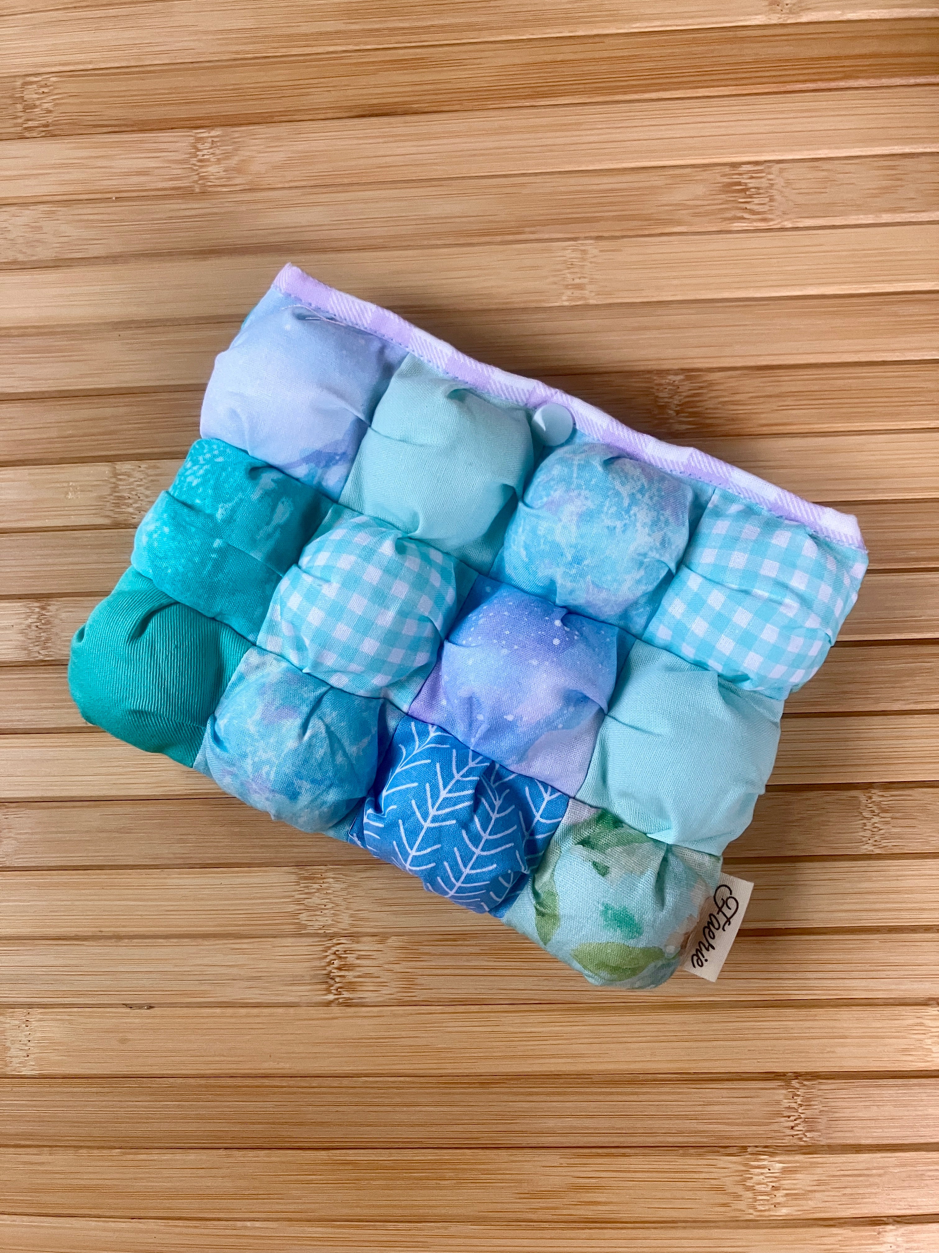Pretty Puff Kindle Bag