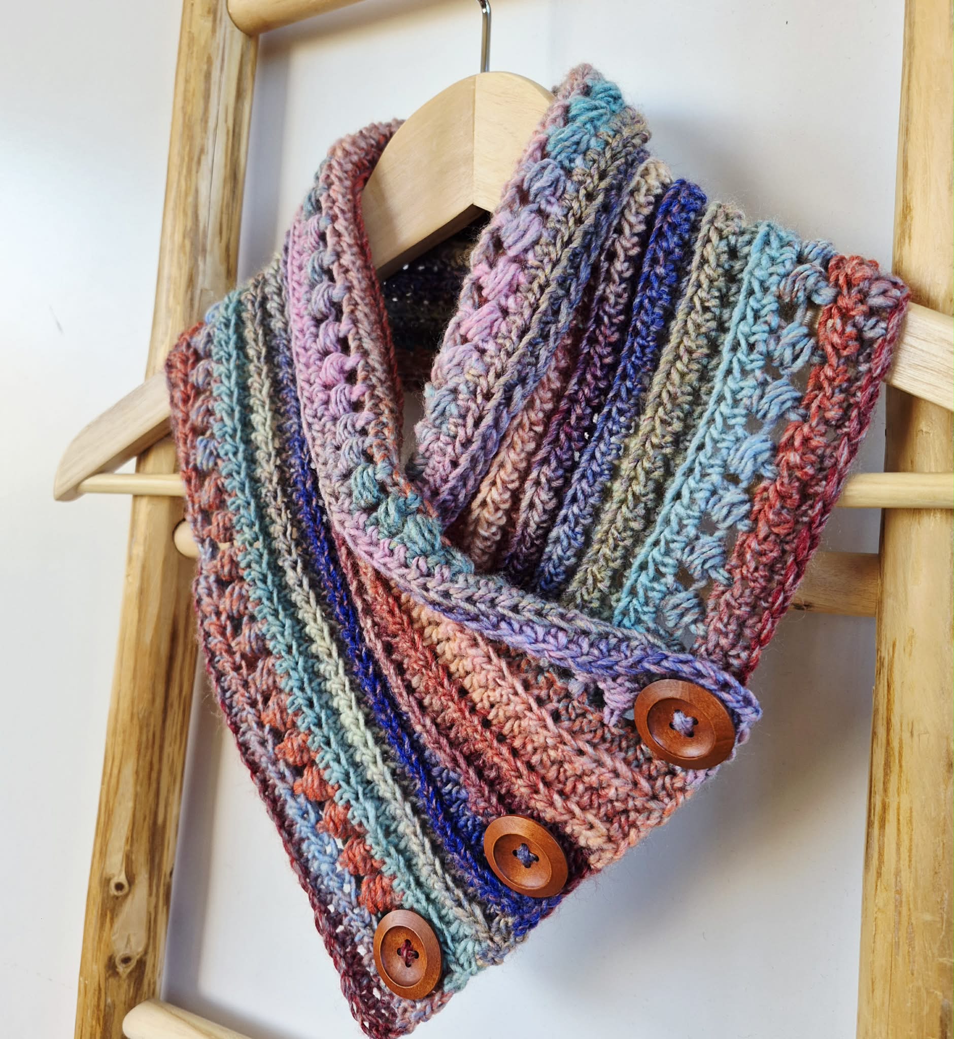 Ladies Neck warmer | Cowl | Scarf | Multi Colour | Adult | Vintage | Crochet