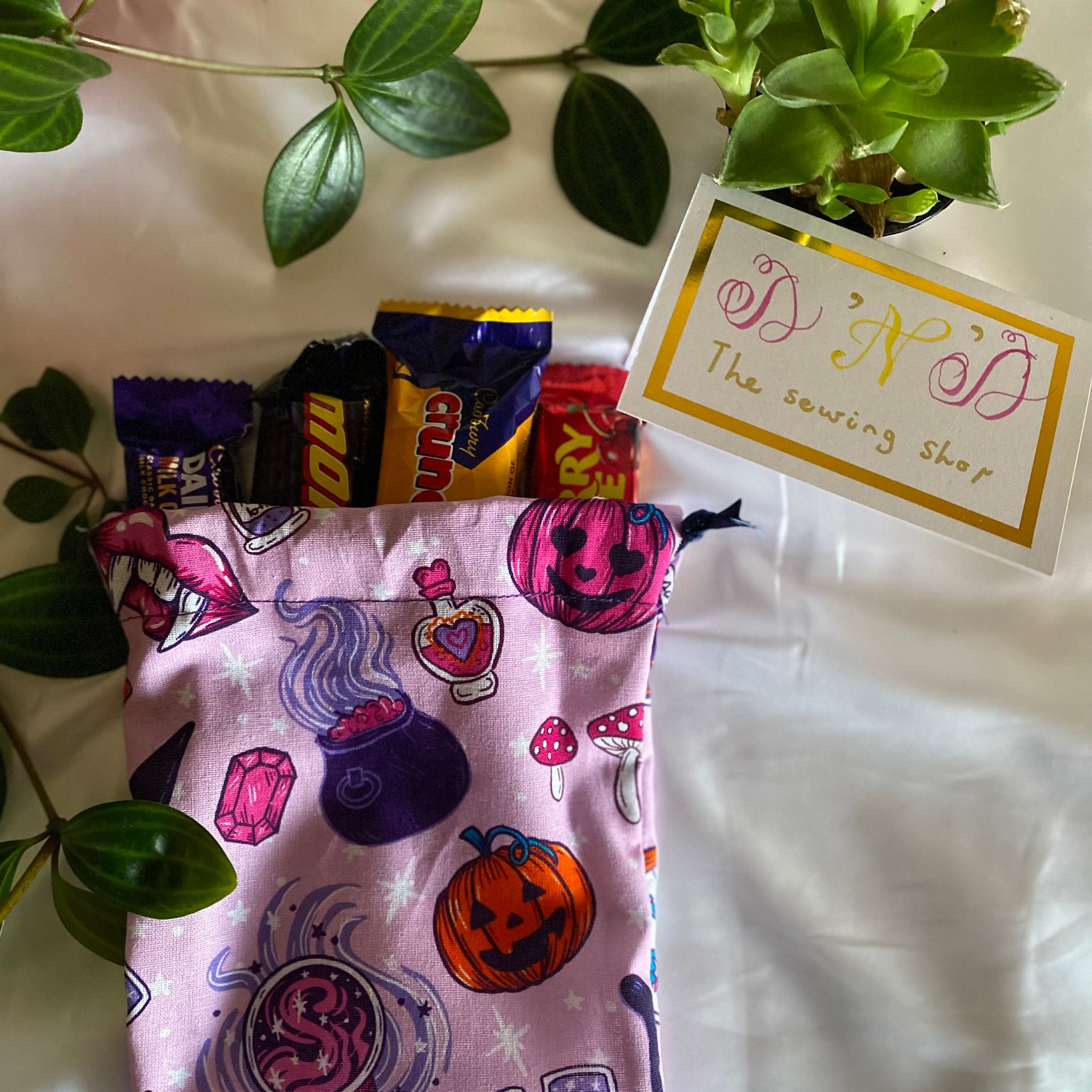 Halloween Goody Bags | Reusable Treat Bags for Kids (Drawstring Closure) | Set of 6