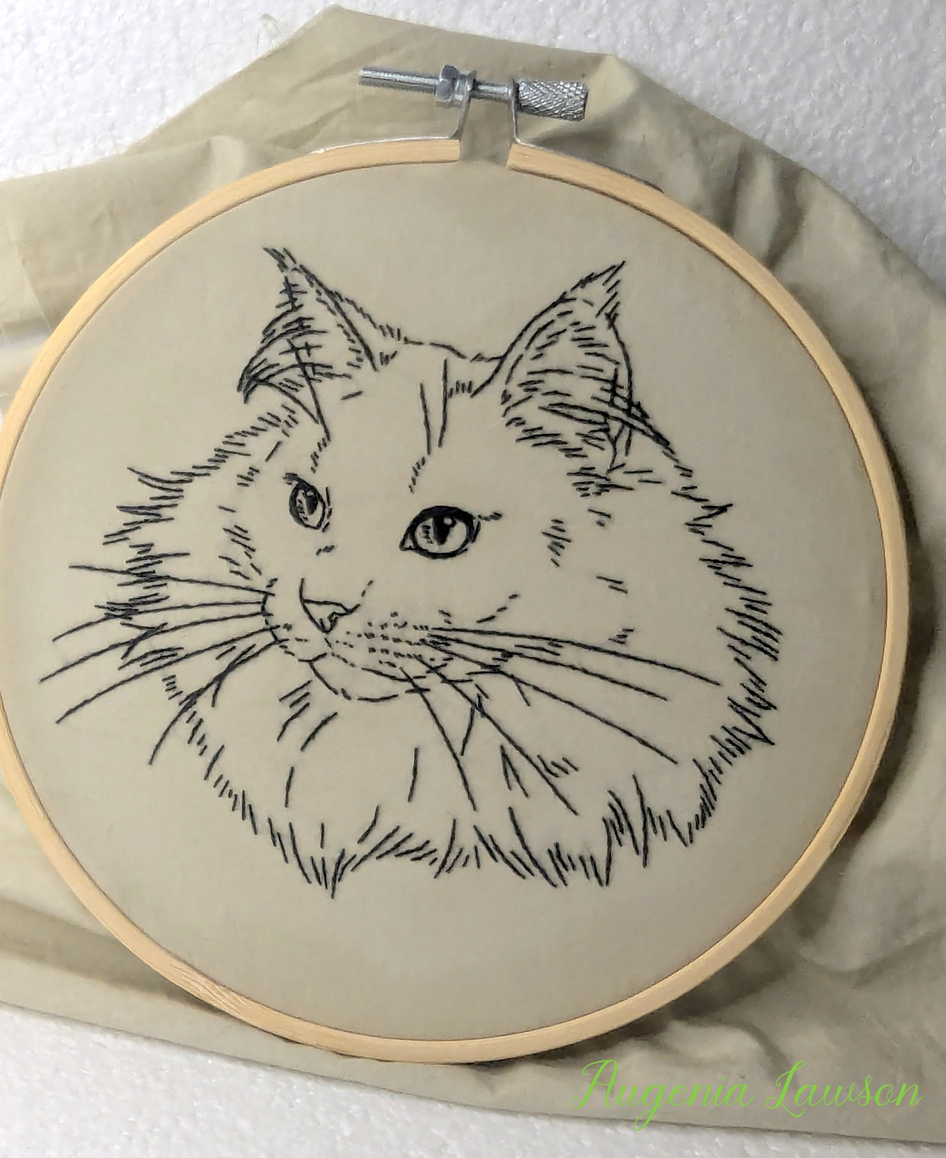 Hand-Embroidered Pet Outline Art – Cat or Dog Design – Black Thread on Neutral Fabric – Wall Hoop Decor