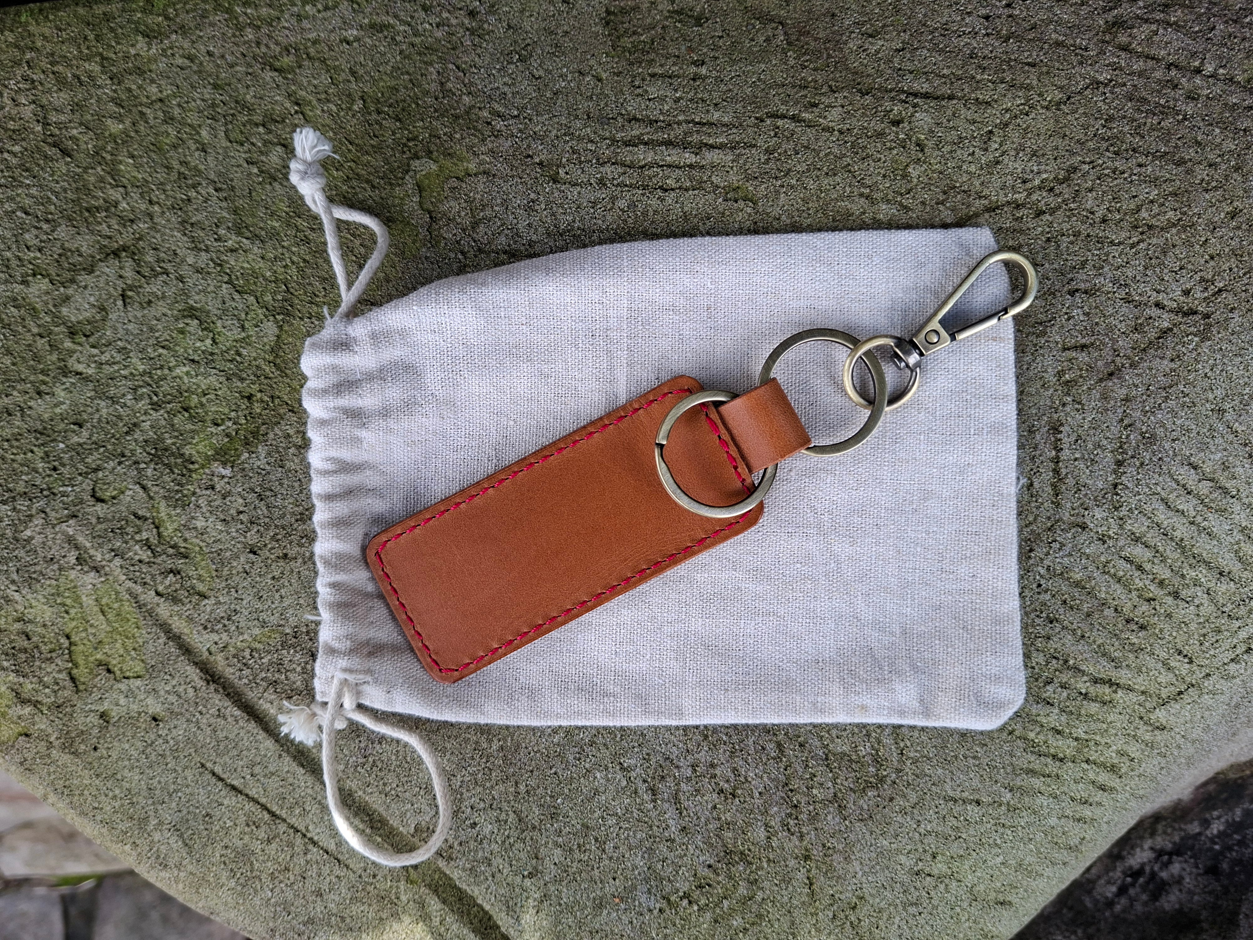 Keyring With Secret Cash Holder - Red Thread Buttero Leather