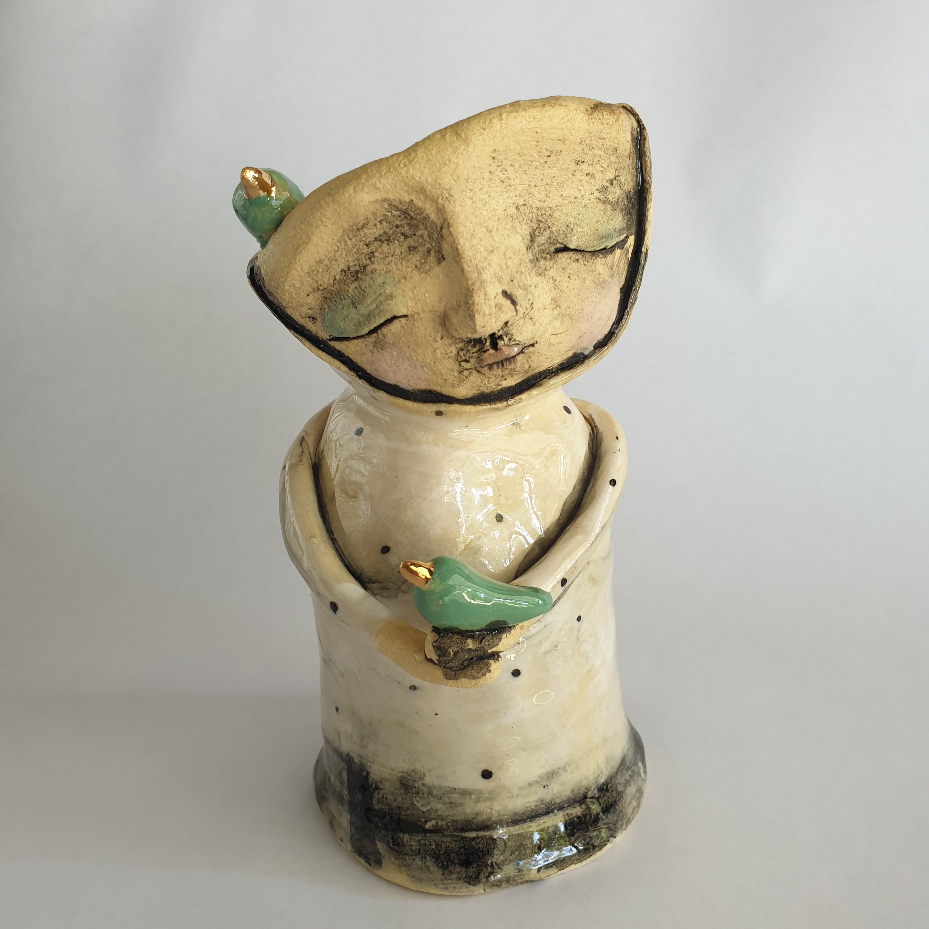 Little clay candlestick. Birds