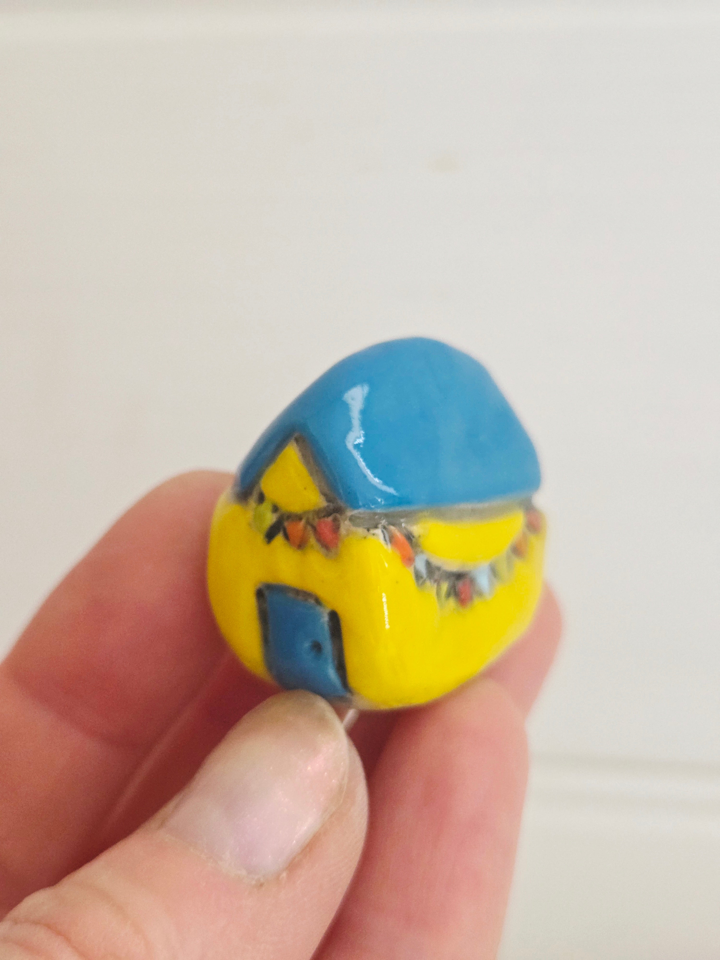 Set of 5 Tiny Ceramic Bathing Boxes