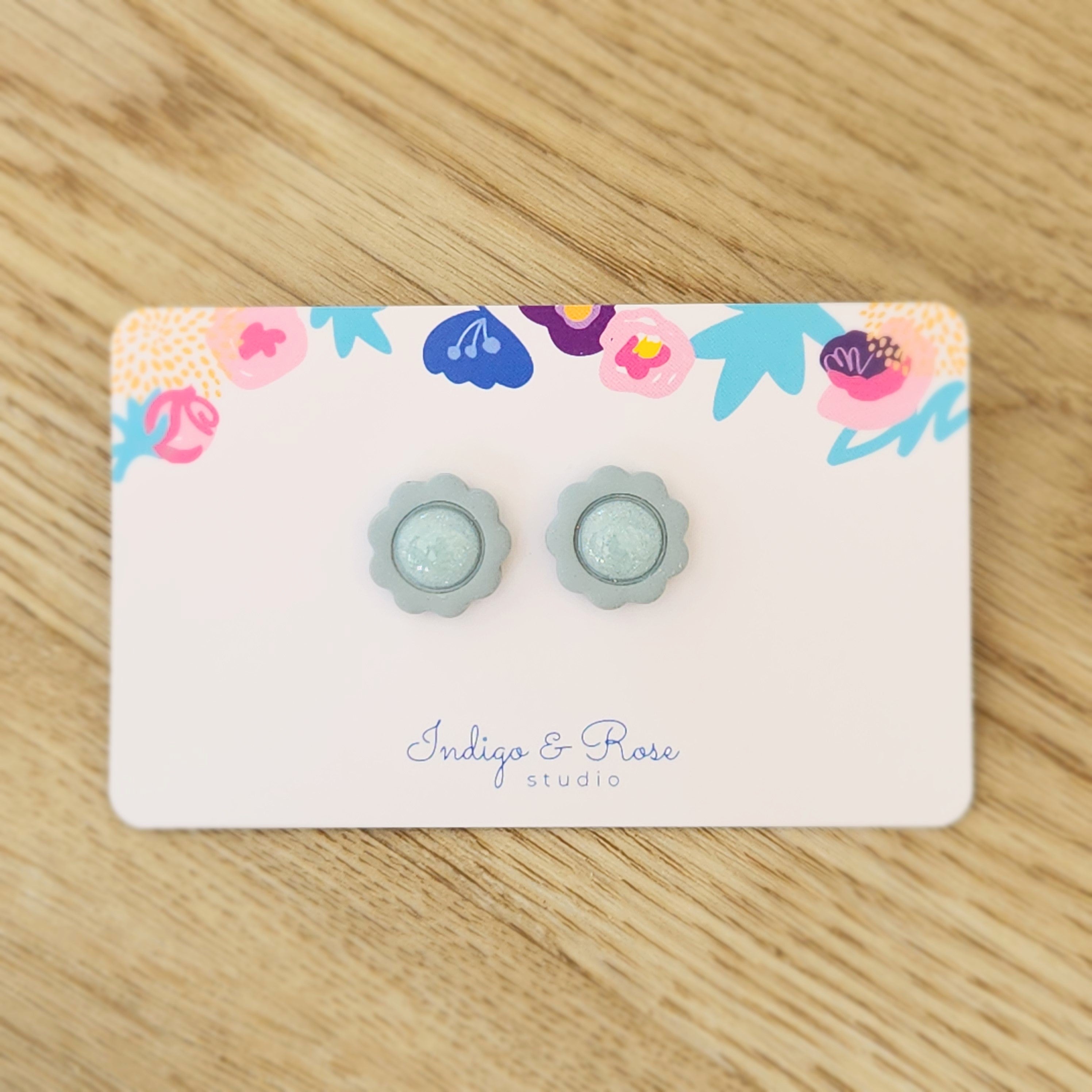 Sunny Studs (various colours)