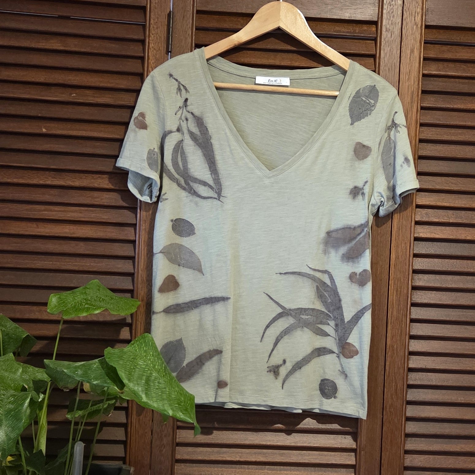 Size 8 - Botanical Tee (103)