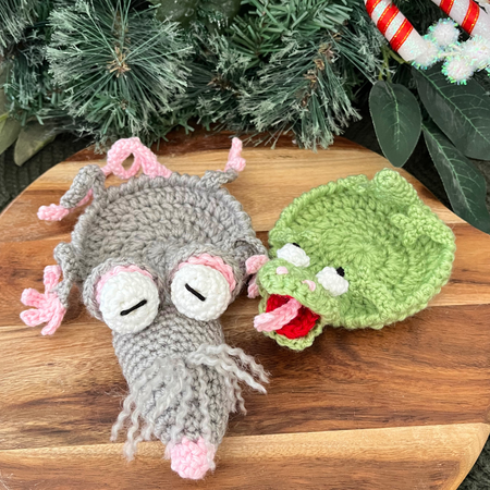 Crochet Mouse Lizard Flip Up Cup Coaster Gift Set