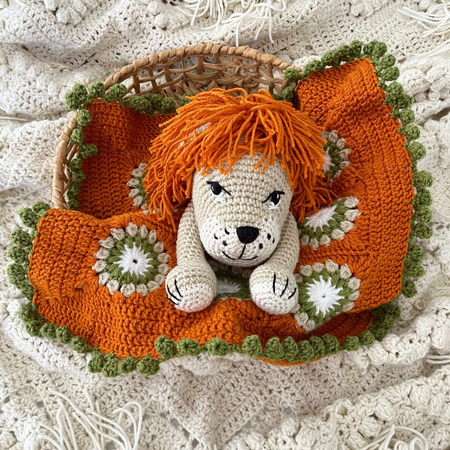 Crochet Lion Snuggle Blanket, Crochet Lion Lovey Blanket