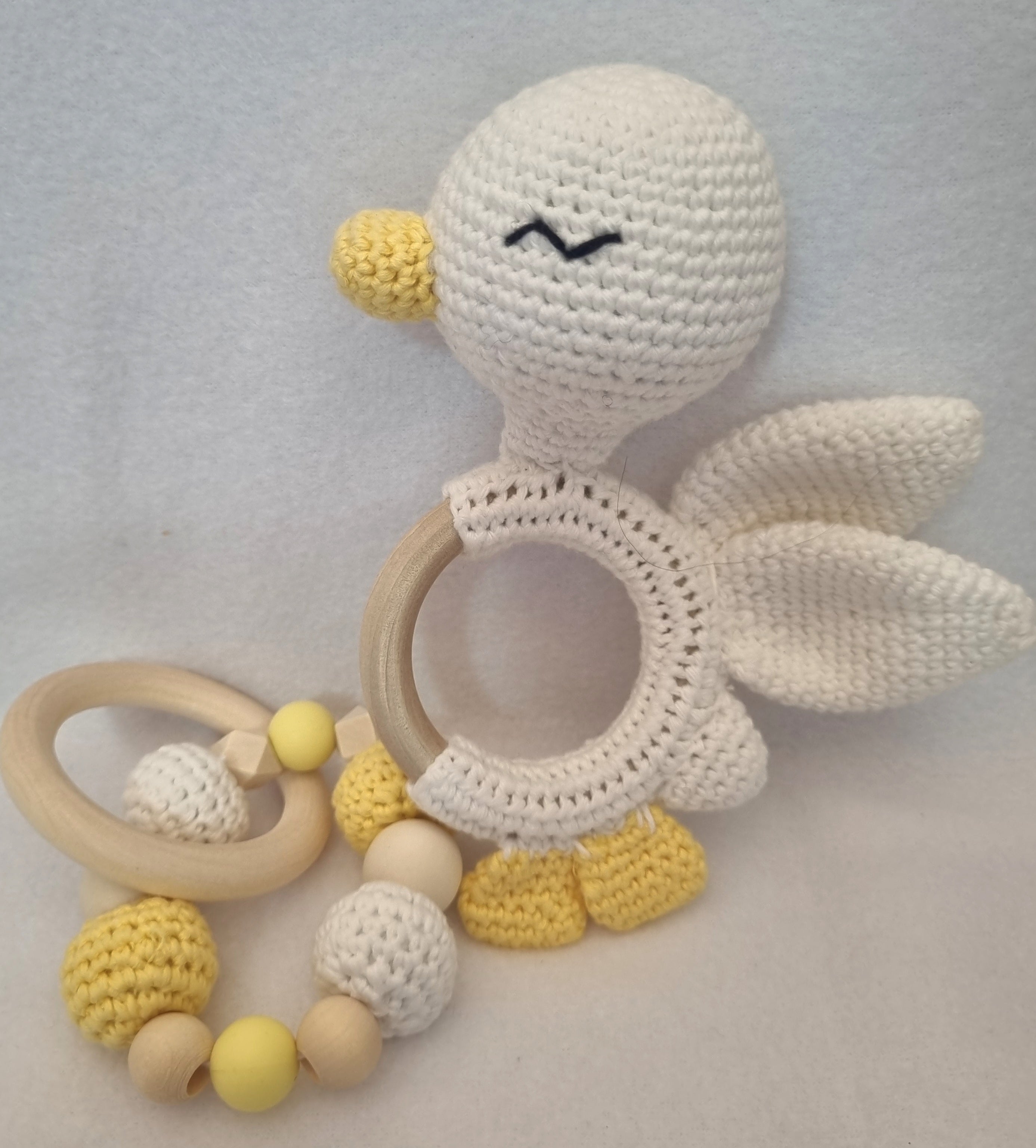 Handmade – Rattle & Sensory Bracelet toy – 5 designs – 100% Organic Cotton - BB006