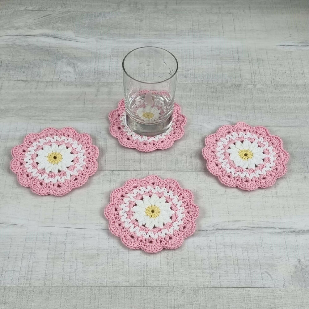 Handmade Daisy Coaster Set Pink 3