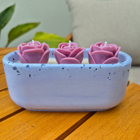 Pale blue concrete bowl candle with quartz stones and roses