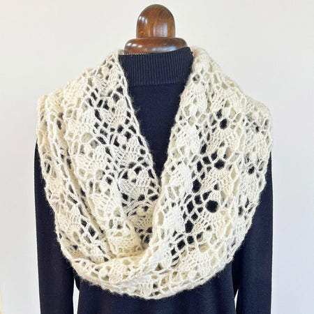 Scarf, infinity, crochet, hand made, wool and bamboo, free shipping