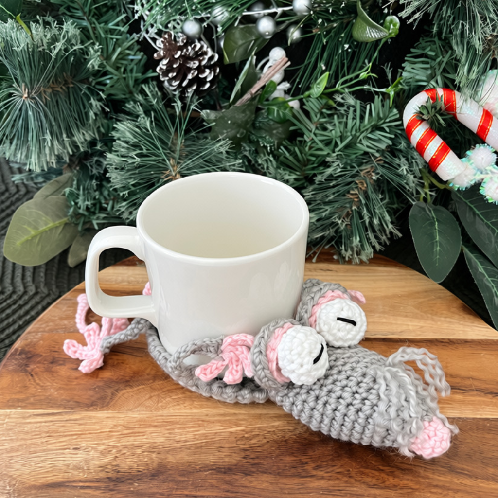 Crochet Mouse Lizard Flip Up Cup Coaster Gift Set