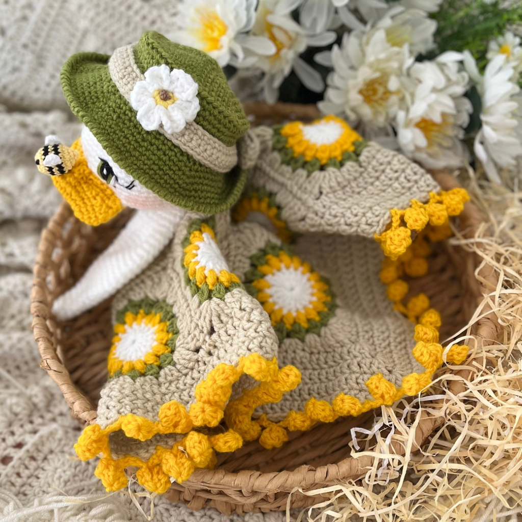 Crochet Lovey Blanket Daisy Duck, Crochet Duck Snuggler 50cms