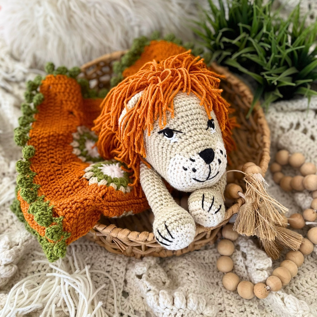 Crochet Lion Snuggle Blanket, Crochet Lion Lovey Blanket 50cms