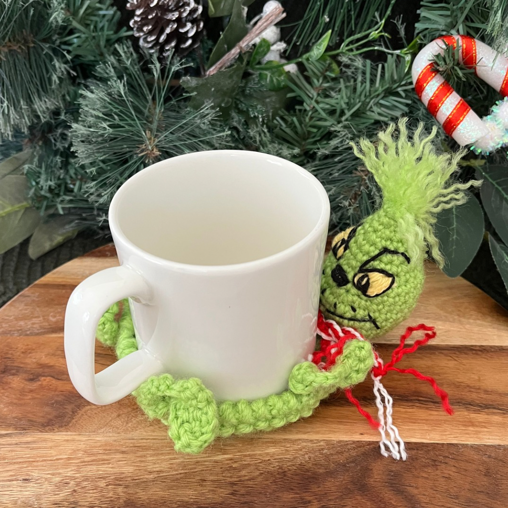 Crochet Christmas Santa Grinch Flip Up Cup Coasters Gift Pack