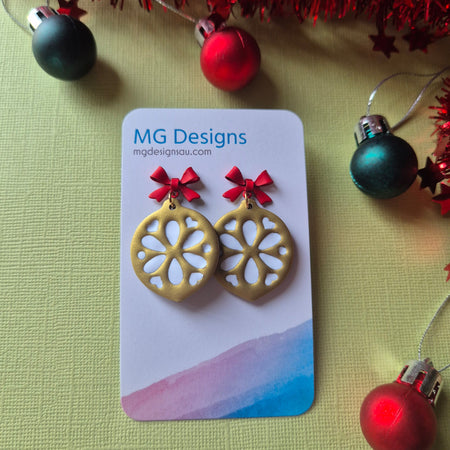 Gold Bauble