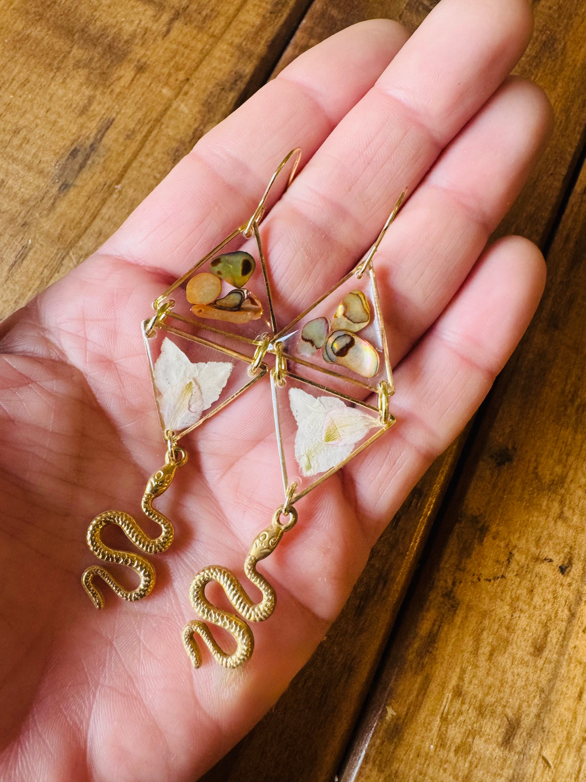 Double triangle cowrie shell and pressed flower resin earrings - gold