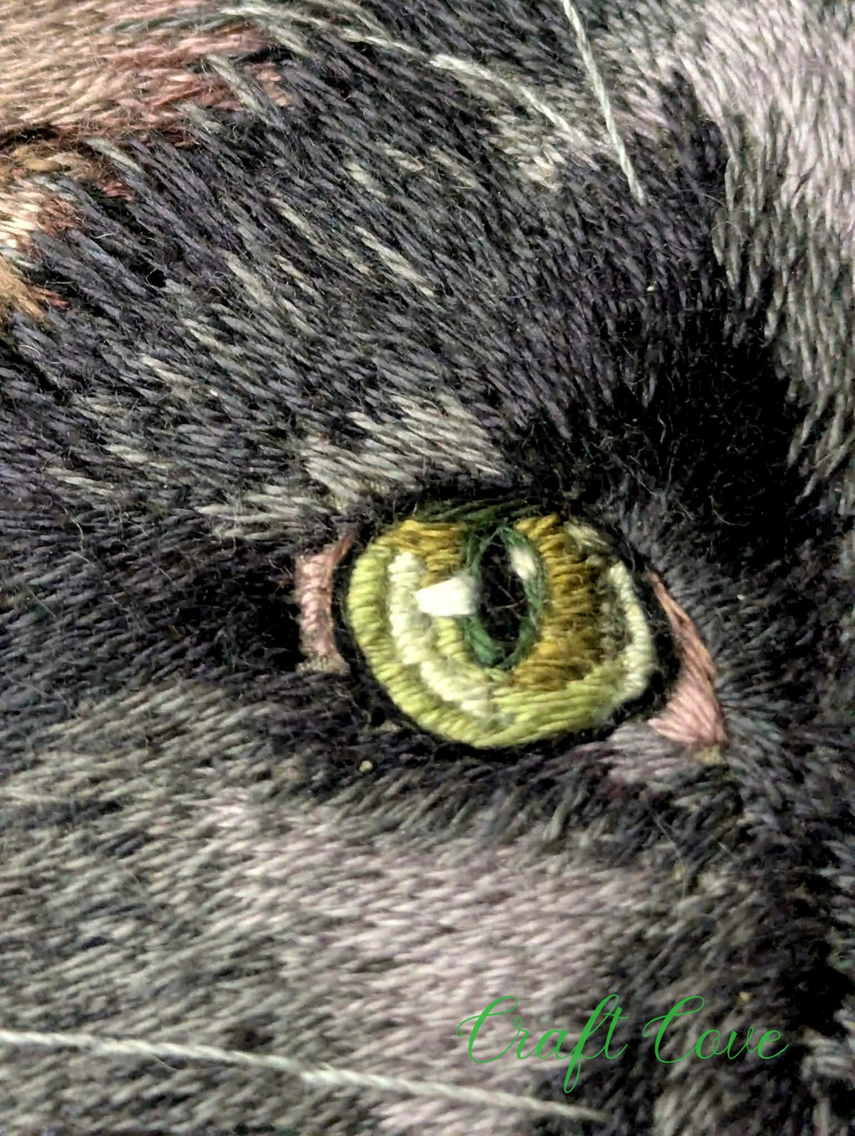 Black Cat Thread Painting – Hand Embroidered Pet Portrait in Hoop
