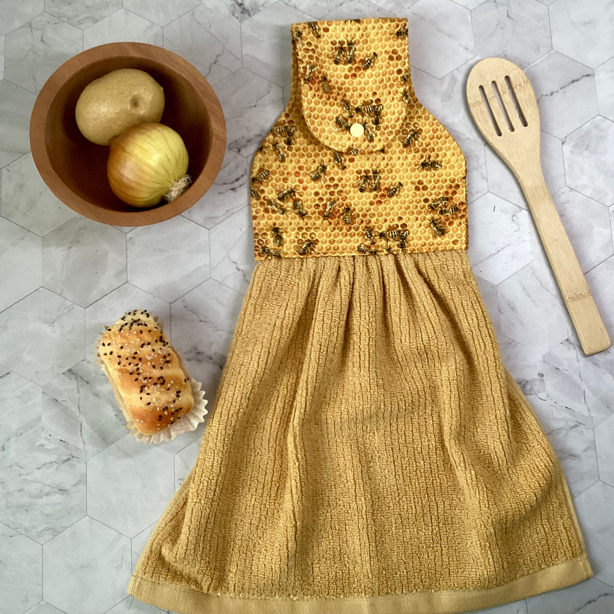 Bees (gold/tan) hanging hand towel.