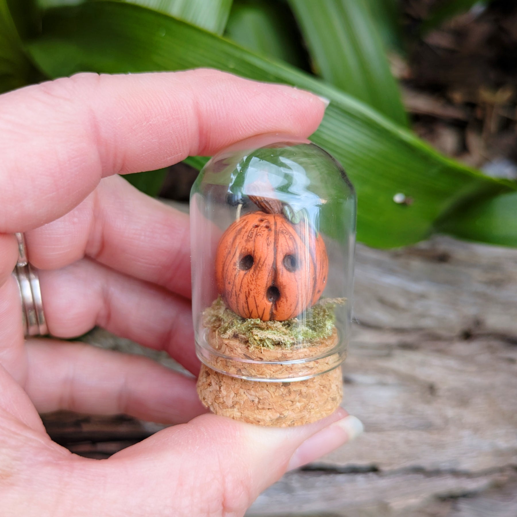 Mini Halloween Pumpkin & Tombstone Domes – Spooky Cute Miniatures