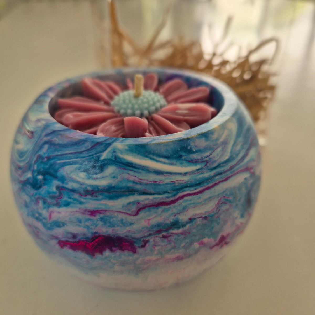 Concrete pot belly shaped bowl candle with coconut lime fragrance